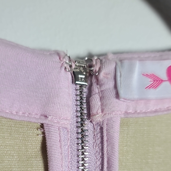 BUDDY LOVE Vegan Leather Crop Top In Soft Pink Size Medium - Picture 10 of 16